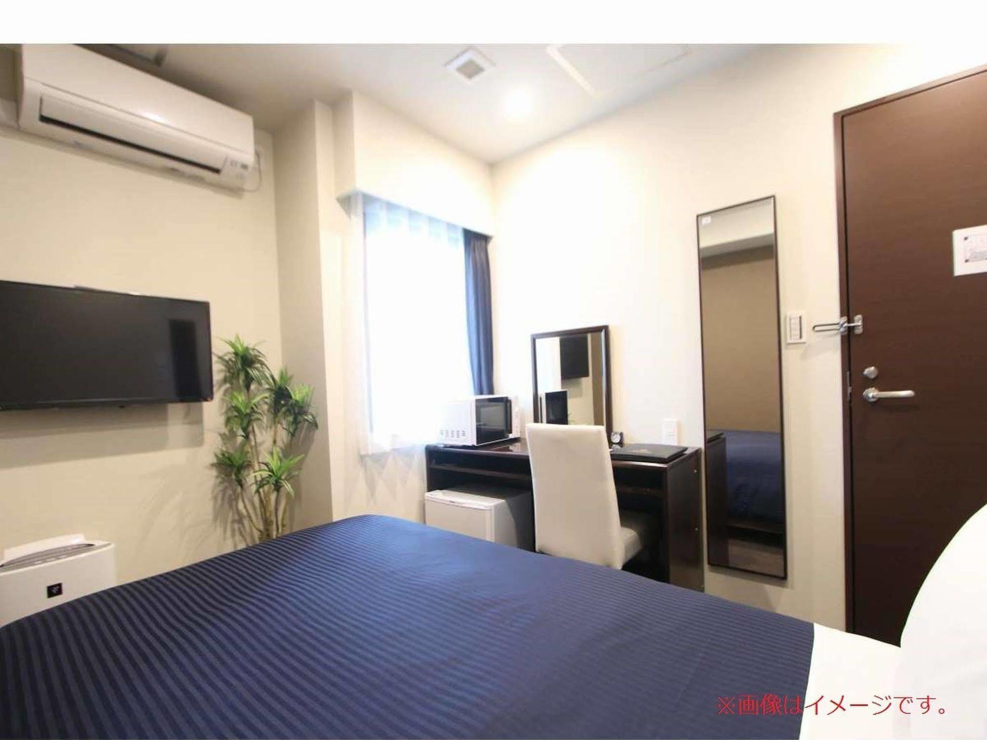 Hotel Livemax Umeda Doyama Ōsaka Extérieur photo