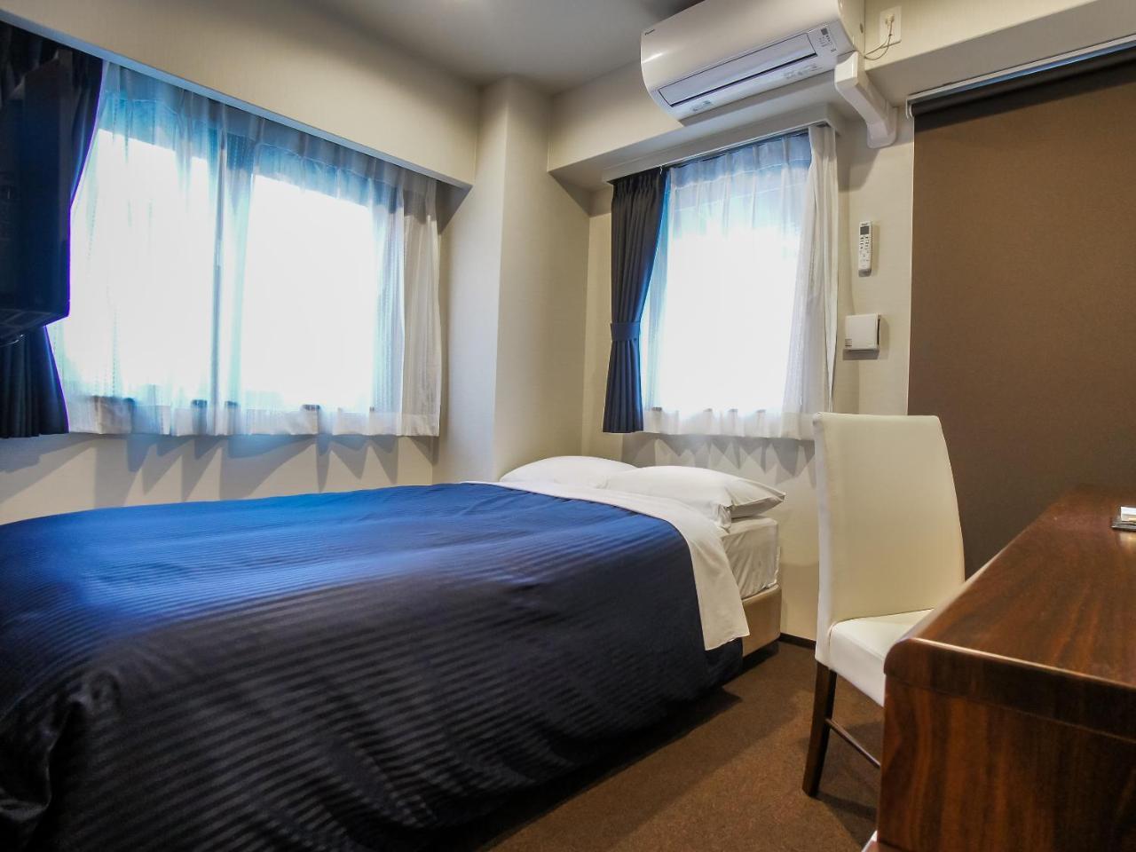 Hotel Livemax Umeda Doyama Ōsaka Extérieur photo